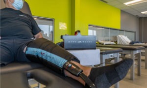 icône de concept de médecine sportive. accompagnement des athlètes